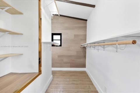 Купить виллу или дом в Окленд-Парк, Флорида 3 спальни, 197.88м2, № 1874961 - фото 29