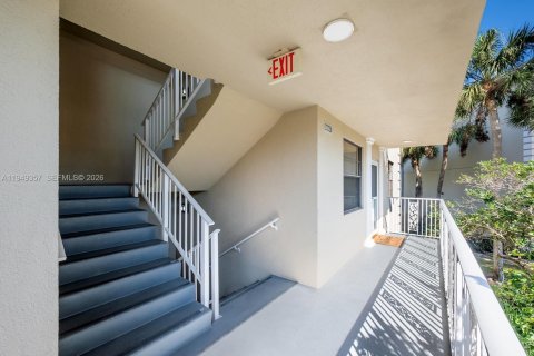 Condominio en venta en West Palm Beach, Florida, 2 dormitorios, 133.97 m2 № 2005444 - foto 13