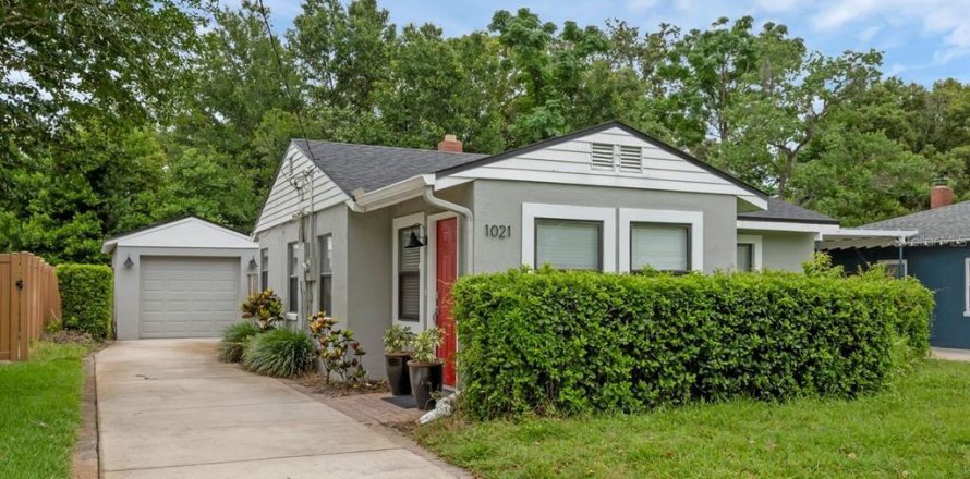 House in Orlando, Florida 2 bedrooms, 75.81 sq.m. № 1771498