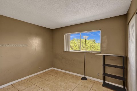 Appartement à louer à Miramar, Floride: 2 chambres, 77.29 m2 № 1945485 - photo 19