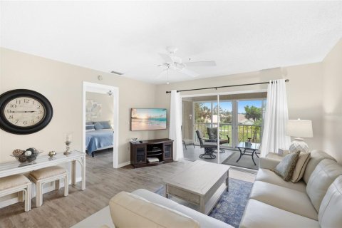 Condo in Bradenton, Florida, 2 bedrooms  № 2403574 - photo 11
