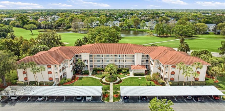 Condo in Bradenton, Florida, 2 bedrooms  № 2403574