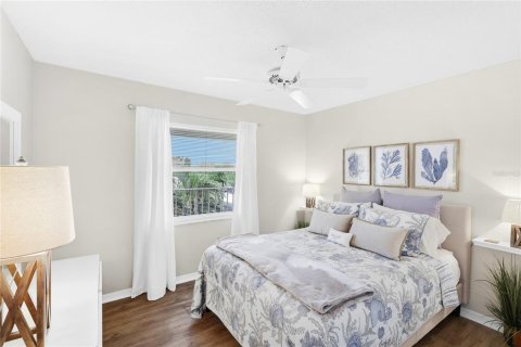 Condo in Bradenton, Florida, 2 bedrooms  № 2403574 - photo 24
