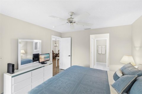 Condo in Bradenton, Florida, 2 bedrooms  № 2403574 - photo 21