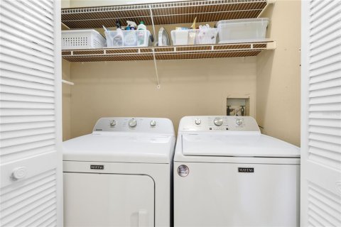 Condo in Bradenton, Florida, 2 bedrooms  № 2403574 - photo 28