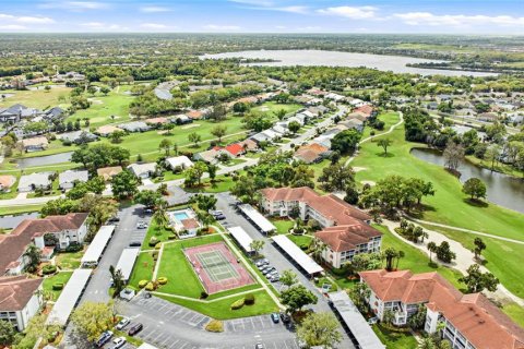 Condo in Bradenton, Florida, 2 bedrooms  № 2403574 - photo 4