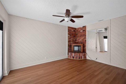 House in Palm Harbor, Florida 2 bedrooms, 106.65 sq.m. № 2204700 - photo 17