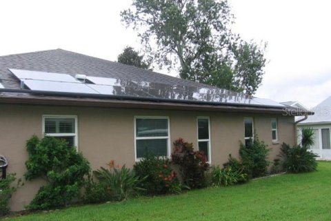 House in Palm Harbor, Florida 2 bedrooms, 106.65 sq.m. № 2204700 - photo 4