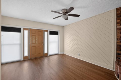 House in Palm Harbor, Florida 2 bedrooms, 106.65 sq.m. № 2204700 - photo 14