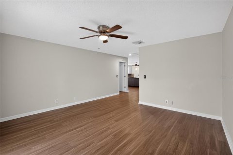House in Palm Harbor, Florida 2 bedrooms, 106.65 sq.m. № 2204700 - photo 26