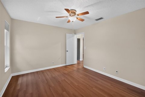 House in Palm Harbor, Florida 2 bedrooms, 106.65 sq.m. № 2204700 - photo 28
