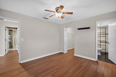 House in Palm Harbor, Florida 2 bedrooms, 106.65 sq.m. № 2204700 - photo 23