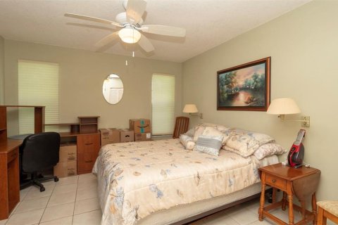 Casa en venta en Spring Hill, Florida, 2 dormitorios, 120.4 m2 № 1759747 - foto 15