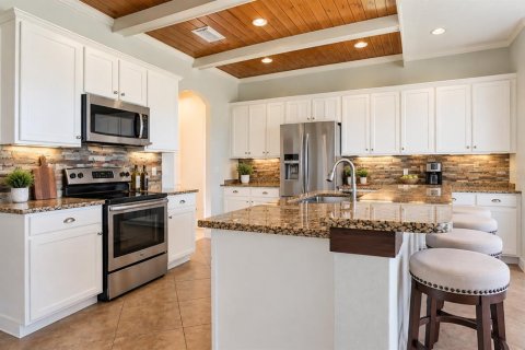 Villa ou maison à vendre à Bradenton, Floride: 6 chambres, 301.93 m2 № 2406981 - photo 4