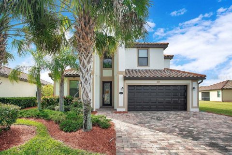 Villa ou maison à Bradenton, Floride 6 chambres, 301.93 m2 № 2406981