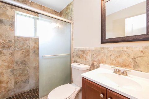 Appartement à louer à Miami, Floride: 1 chambre, 72 m2 № 1974843 - photo 13