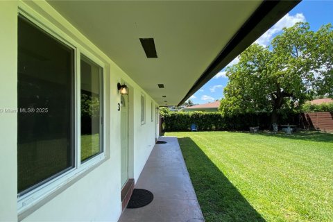 Appartement à louer à Miami, Floride: 1 chambre, 72 m2 № 1974843 - photo 3