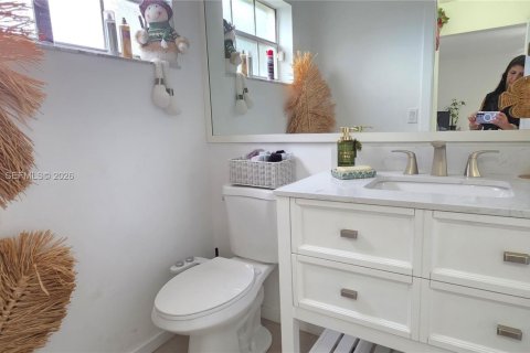 Снять в аренду виллу или дом в Майами, Флорида 3 спальни, 168.71м2, № 2049286 - фото 24