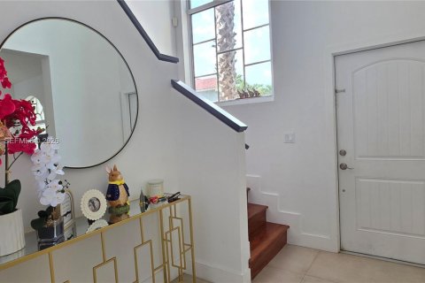 Снять в аренду виллу или дом в Майами, Флорида 3 спальни, 168.71м2, № 2049286 - фото 26