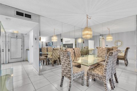 Copropriété à vendre à Margate, Floride: 2 chambres, 90.12 m2 № 2146970 - photo 13