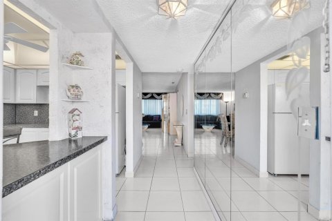 Copropriété à vendre à Margate, Floride: 2 chambres, 90.12 m2 № 2146970 - photo 4