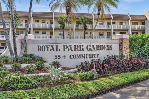 Condo à Margate, Floride, 2 chambres  № 2146970