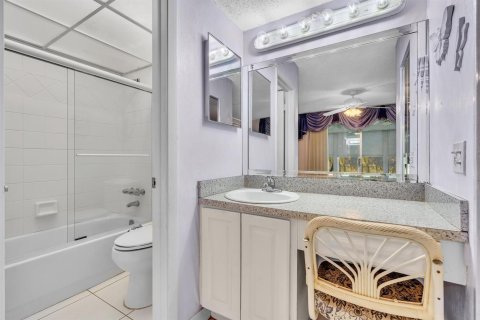 Copropriété à vendre à Margate, Floride: 2 chambres, 90.12 m2 № 2146970 - photo 27