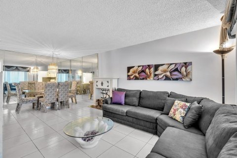 Copropriété à vendre à Margate, Floride: 2 chambres, 90.12 m2 № 2146970 - photo 19