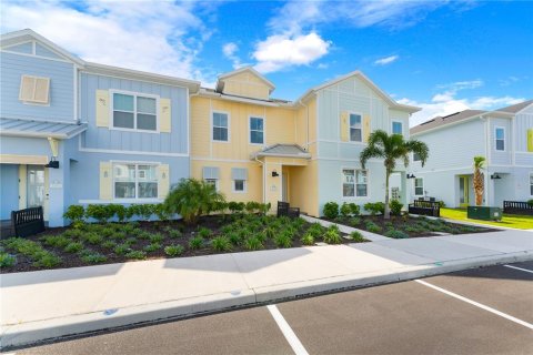 Touwnhouse à vendre à Kissimmee, Floride: 2 chambres, 129.51 m2 № 2408878 - photo 2