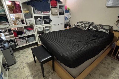 Commercial property in Miami, Florida 141.58 sq.m. № 1976715 - photo 22