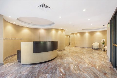 Condominio en venta en Palm Beach, Florida, 4 dormitorios, 428.19 m2 № 2013360 - foto 3