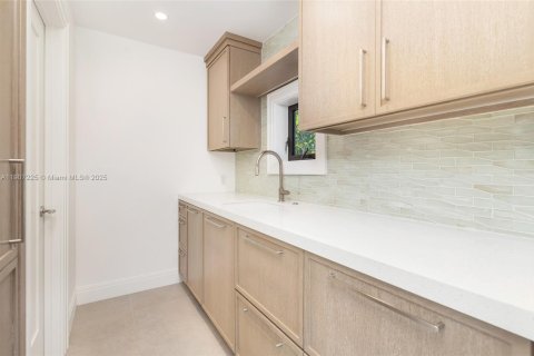 Condominio en venta en Palm Beach, Florida, 4 dormitorios, 428.19 m2 № 2013360 - foto 18