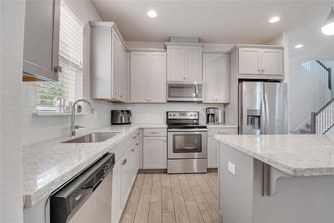 Casa en venta en Orlando, Florida, 3 dormitorios, 190.54 m2 № 1914736 - foto 10