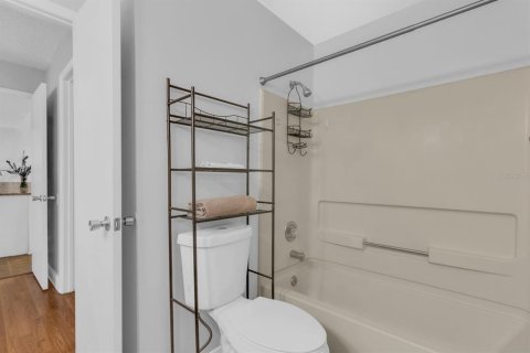 Condominio en venta en Orlando, Florida, 2 dormitorios, 95.04 m2 № 2197767 - foto 22