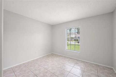 Touwnhouse à louer à Orlando, Floride: 3 chambres, 106.74 m2 № 2388982 - photo 13