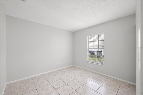 Touwnhouse à louer à Orlando, Floride: 3 chambres, 106.74 m2 № 2388982 - photo 11