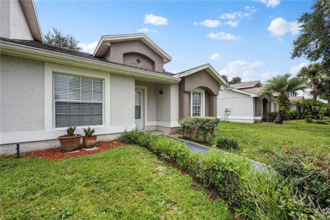 Touwnhouse à louer à Orlando, Floride: 3 chambres, 106.74 m2 № 2388982 - photo 2