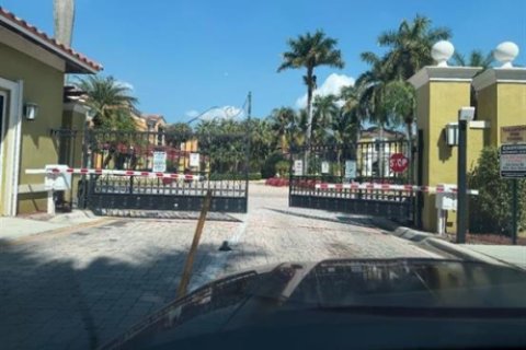 Купить кондоминиум в Мирамар, Флорида 3 комнаты, 90.77м2, № 2190063 - фото 8
