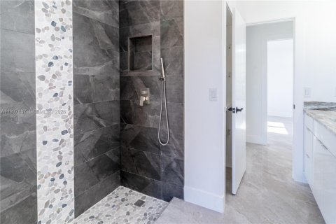 Купить виллу или дом в Лихай-Эйкерс, Флорида 3 спальни, 143.72м2, № 1997397 - фото 9