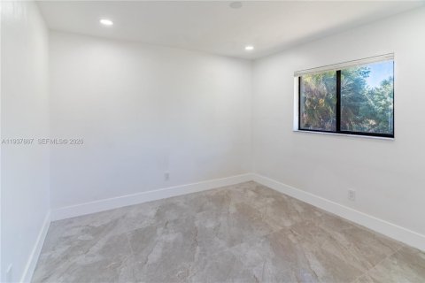 Купить виллу или дом в Лихай-Эйкерс, Флорида 3 спальни, 143.72м2, № 1997397 - фото 25