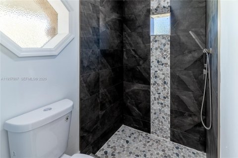 Купить виллу или дом в Лихай-Эйкерс, Флорида 3 спальни, 143.72м2, № 1997397 - фото 10