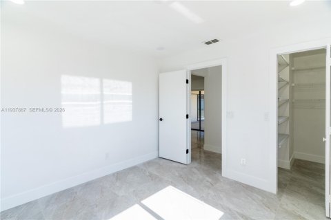 Купить виллу или дом в Лихай-Эйкерс, Флорида 3 спальни, 143.72м2, № 1997397 - фото 20