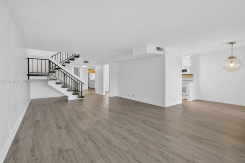 Купить таунхаус в Плантация, Флорида 4 спальни, 201.6м2, № 1984565 - фото 10