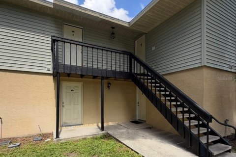 Condo in Brandon, Florida, 1 bedroom  № 2219998 - photo 2