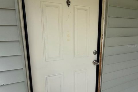 Condo in Brandon, Florida, 1 bedroom  № 2219998 - photo 3