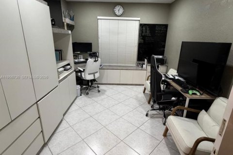 Снять в аренду виллу или дом в Бойнтон-Бич, Флорида 3 спальни, 171.4м2, № 2018021 - фото 12