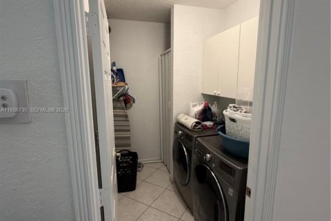 Снять в аренду виллу или дом в Бойнтон-Бич, Флорида 3 спальни, 171.4м2, № 2018021 - фото 9