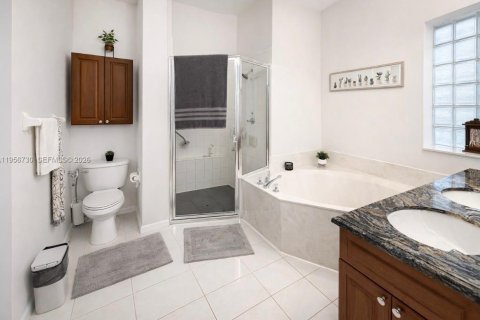 Снять в аренду виллу или дом в Бойнтон-Бич, Флорида 3 спальни, 171.4м2, № 2018021 - фото 11