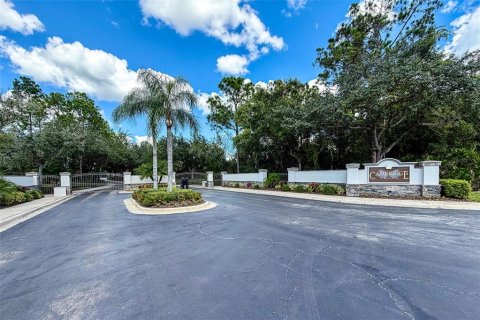Villa ou maison à vendre à Tampa, Floride: 2 chambres, 124.58 m2 № 2436727 - photo 20