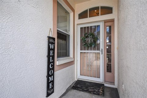 Villa ou maison à vendre à Tampa, Floride: 2 chambres, 124.58 m2 № 2436727 - photo 3